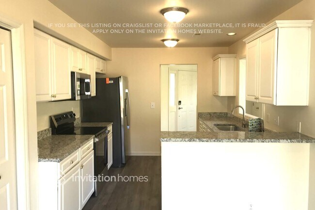 Foto del edificio - 10400 Neland St