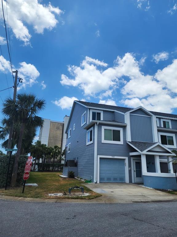 Building Photo - 900 Harbour House Dr