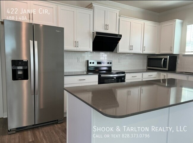 Foto del edificio - 422 Janie Lp