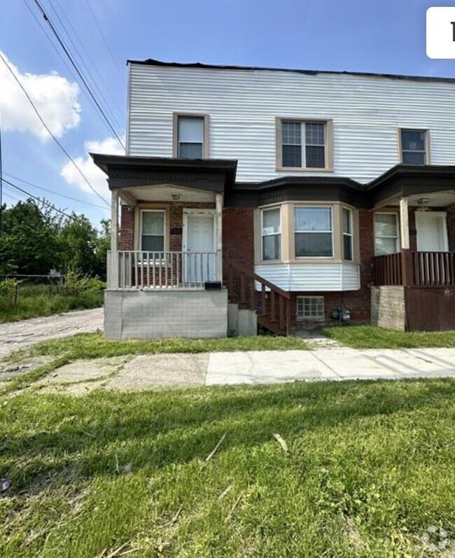 Building Photo - 8331 Medbury St