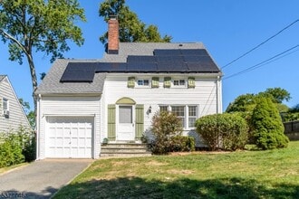 Building Photo - 176 Woodland Ave