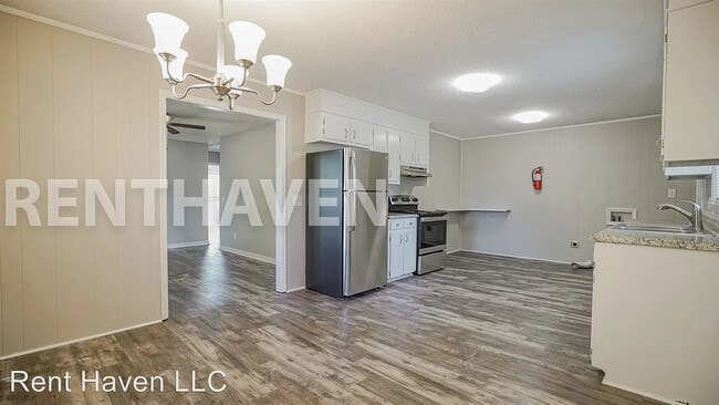 Building Photo - 113 Eleta Dr