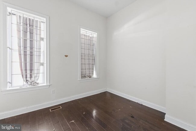 Building Photo - 1832 N 18th St