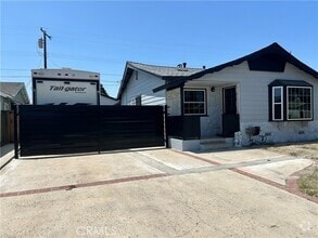 Building Photo - 1260 E Turin Ave