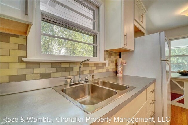 Building Photo - 2 br, 2 bath House - 729 Maury Avenue