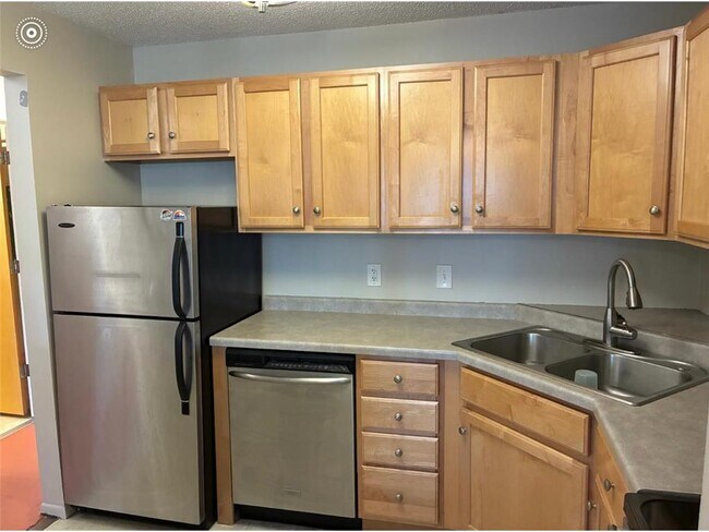 Foto del edificio - 3624 E 38th St