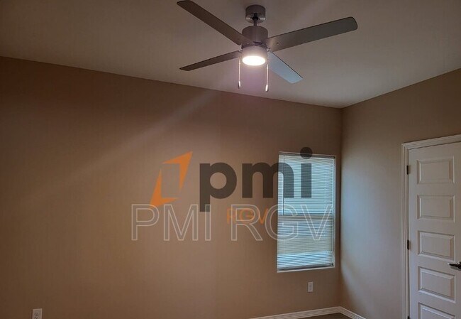 Foto del edificio - 3009 W Kenwood St