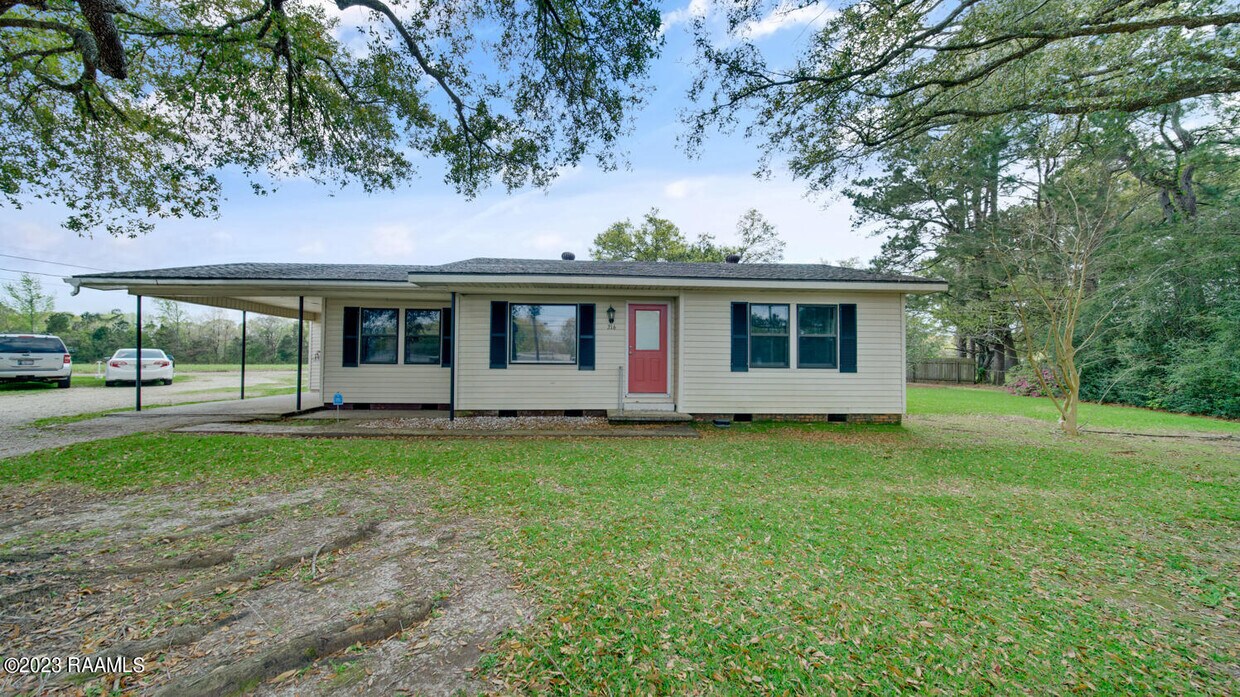 216 E Milton Ave, Lafayette, LA 70508 House Rental in Lafayette, LA