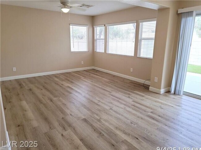 Foto del edificio - COMING SOON - Ready by End of April