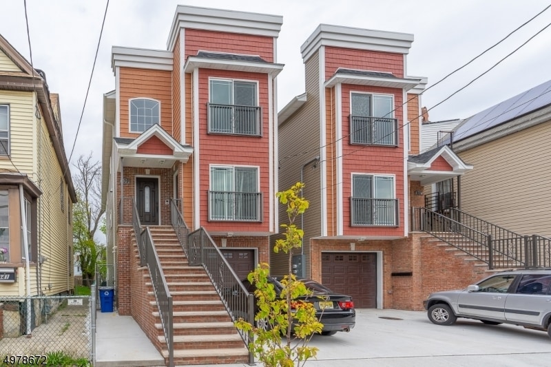 939 Bond St, Elizabeth, NJ 07201 Townhome Rentals in Elizabeth NJ