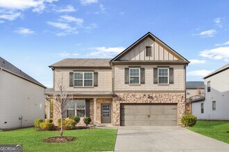 Building Photo - 153 Wayside Terrace