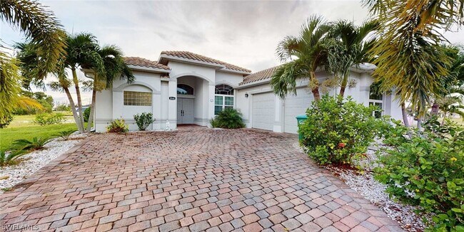 Building Photo - 3044 Old Burnt Store Rd N