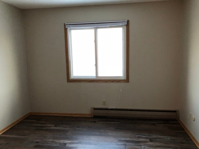 Building Photo - Prior Marshall Apartments