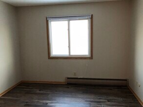 Building Photo - Prior Marshall Apartments