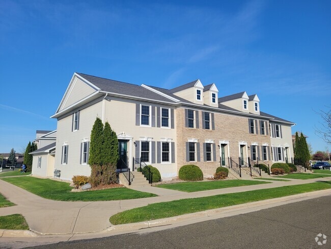 Building Photo - 2533 Leopold Way