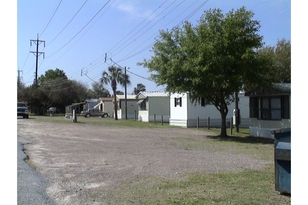 Foto del edificio - Englewood Mobile Home Park