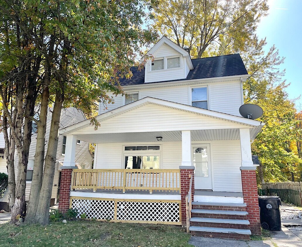 14016 Saybrook Ave, Cleveland, OH 44105 House Rental in Cleveland, OH