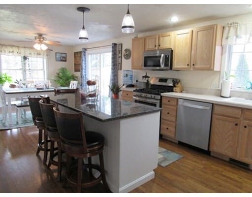 Building Photo - 6 Webquish Ln