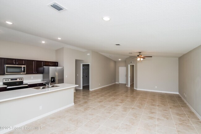 Foto del edificio - 2267 Whiteside Ave SE