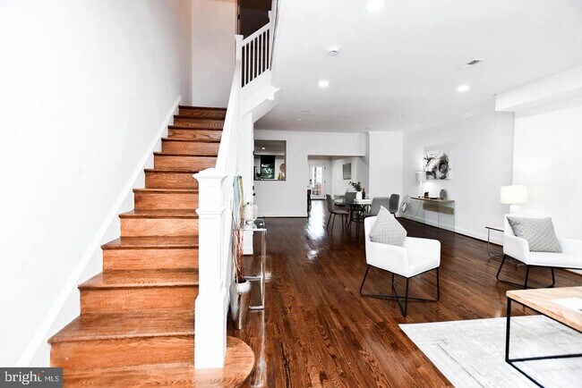 Foto del edificio - 4504 New Hampshire Ave NW
