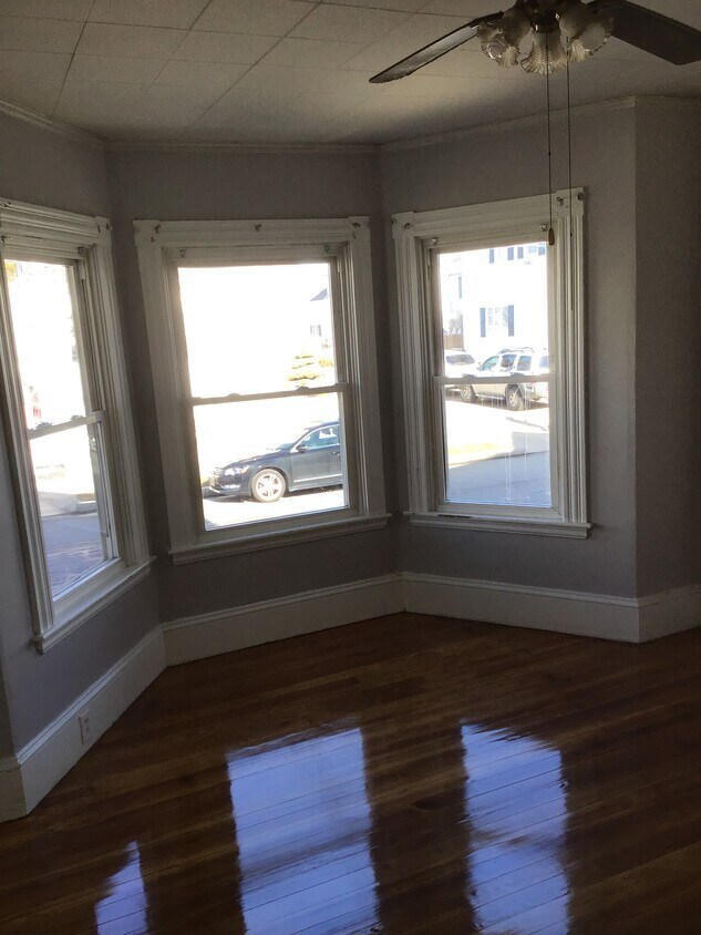 Living Room - 96 Dunbar St