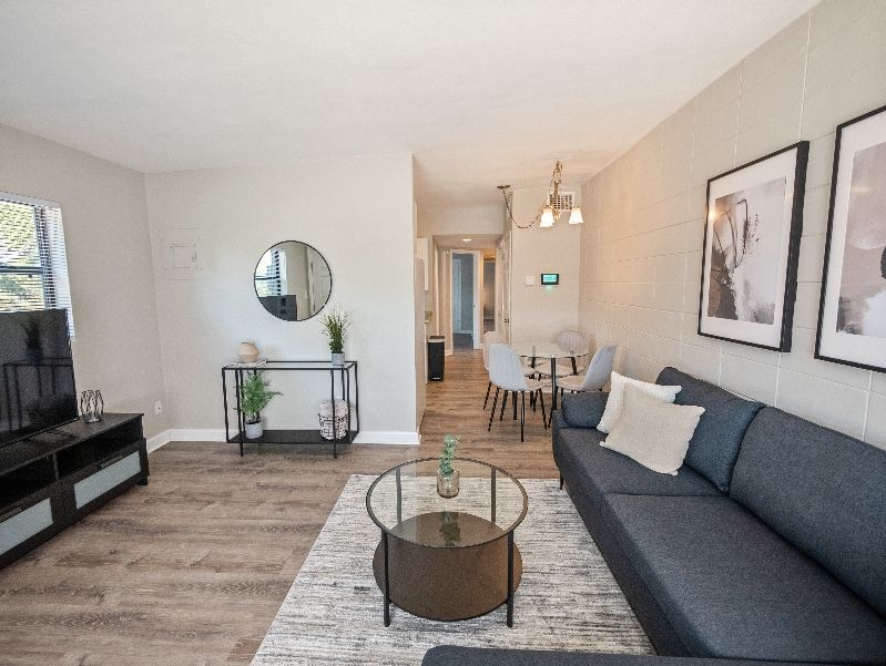 Foto principal - 1511 E Kaley St