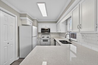 Building Photo - 1221 Cedar Post Ln