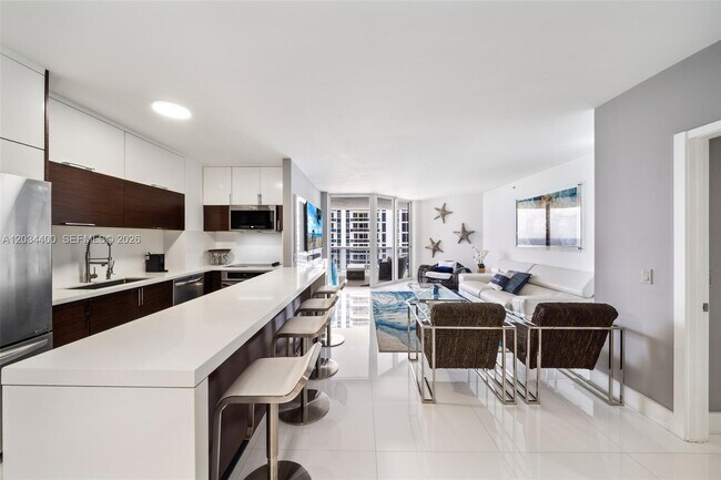 Building Photo - 4779 Collins Ave