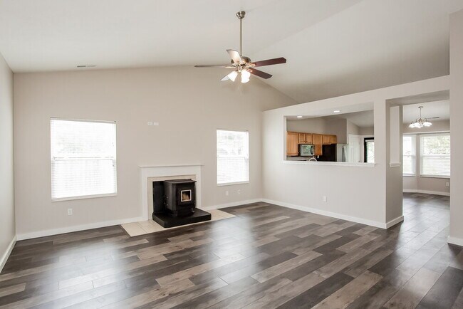 Building Photo - 5620 Willowridge Ct