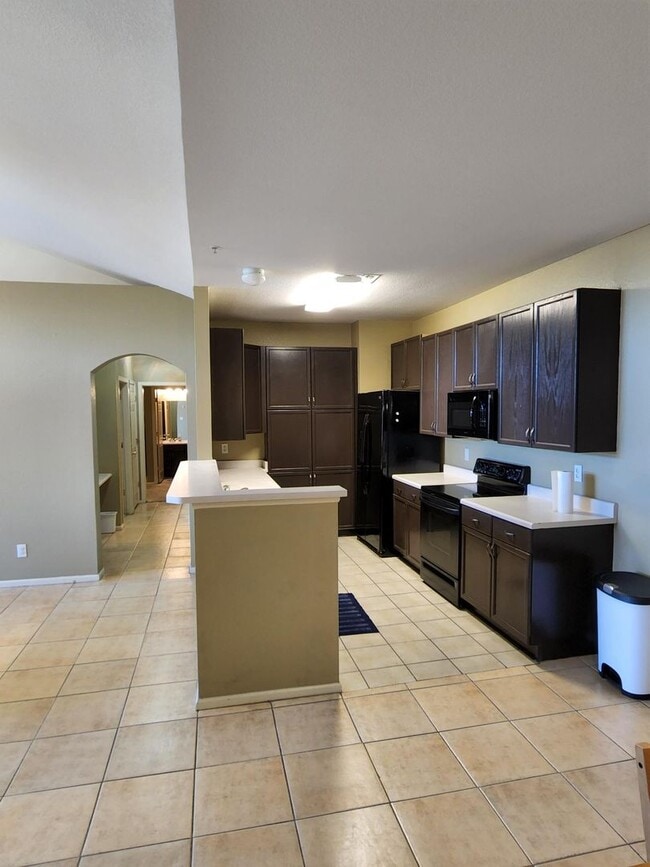 Photo - 2 Bed 2 Bath Condo With Balcony!