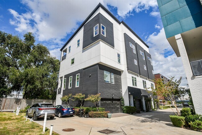 Foto del edificio - 2412 Canal St