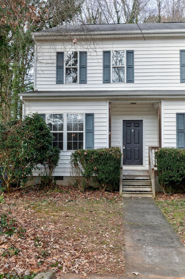 Building Photo - 1500 Mary Frances Pl