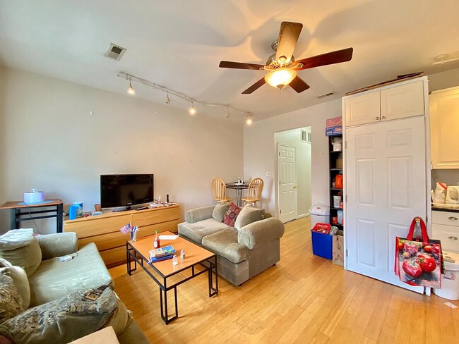 Foto del edificio - 1934N 7th