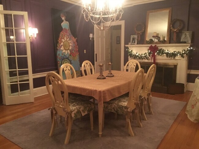 Foto del edificio - 236 Robineau Rd