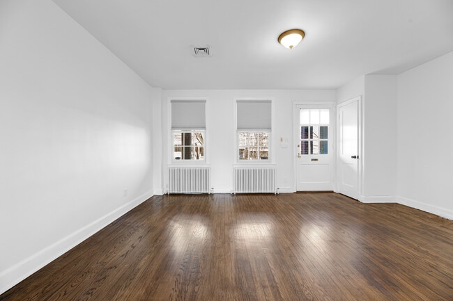 Building Photo - 3822 W St NW