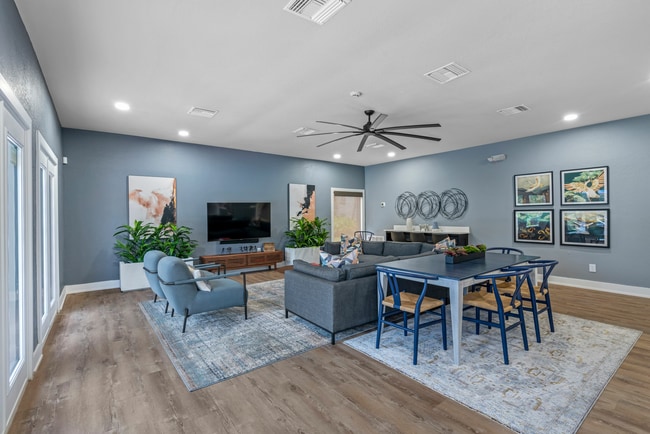 Building Photo - Osprey Pointe Apartment Homes