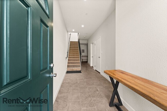 Foto del edificio - 275 Willits St