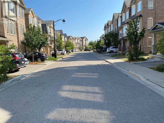 Building Photo - 10 Magdalene Cres