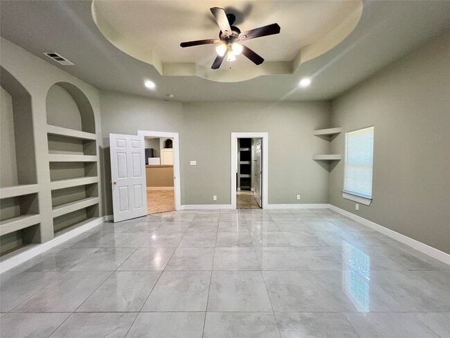 Foto del edificio - 216 Thorn Ridge St