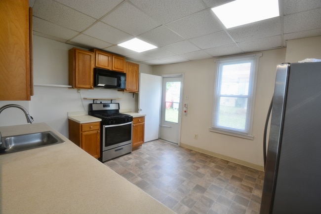 Building Photo - BLAISDELL 303