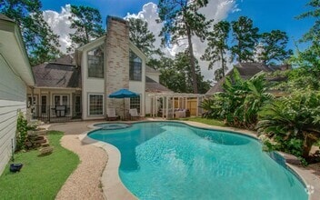 Building Photo - 18307 Forest Elms Dr