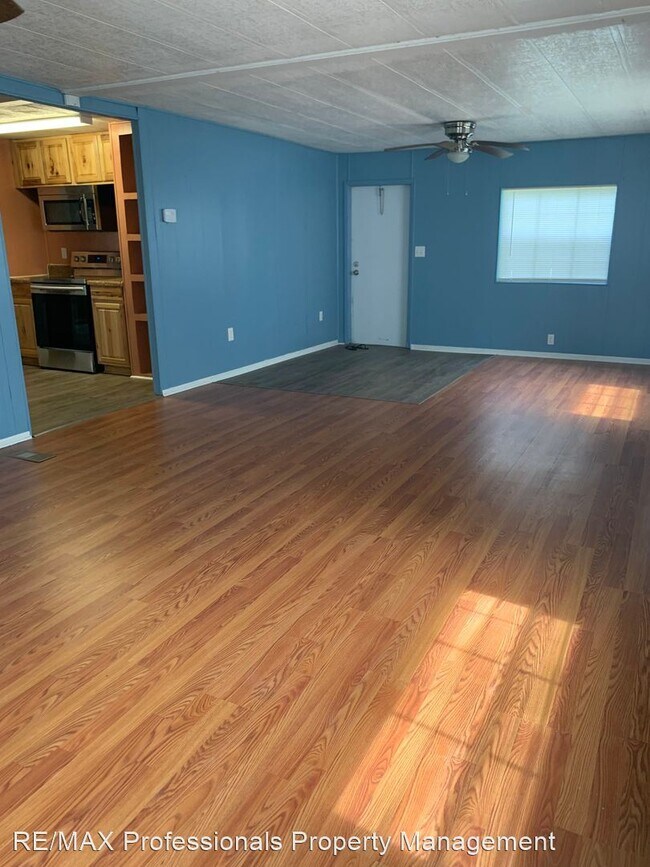 Foto del edificio - 2 br, 1.5 bath House - 122 NW Pitts Glen