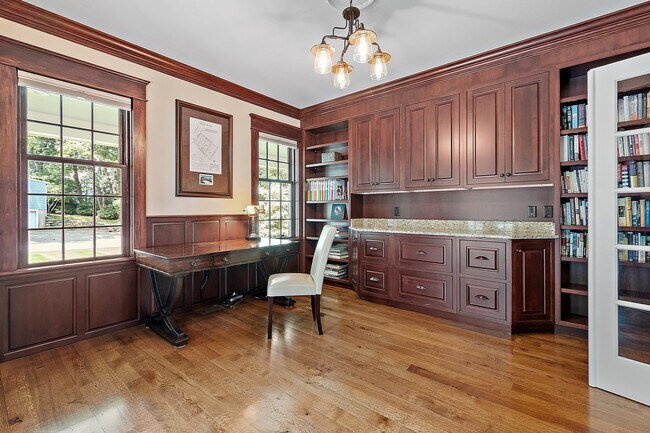 Foto del edificio - 20 Hayes Ln