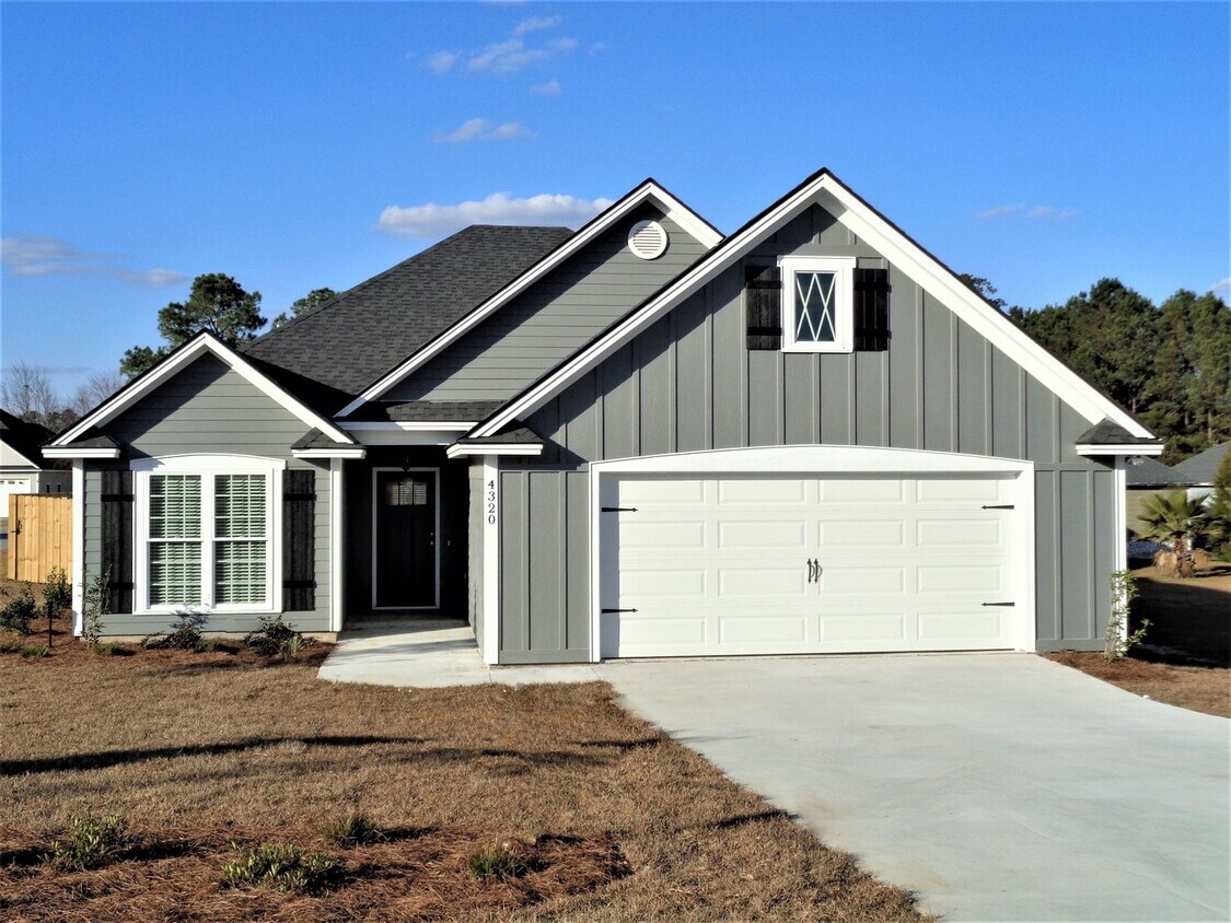 Foto principal - Elegant Southern Comfort: Your Dream Home ...