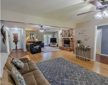 Building Photo - 10965 Goodwood Blvd