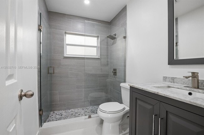 Building Photo - 2775 SW 12th St