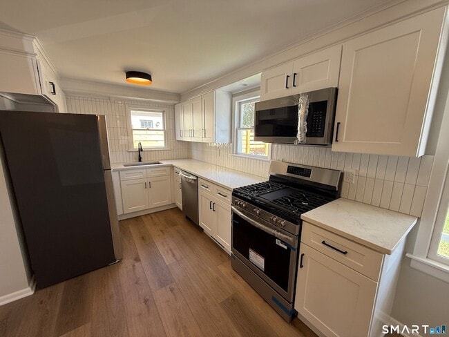 Photo - 3 Edgewood St Apartment