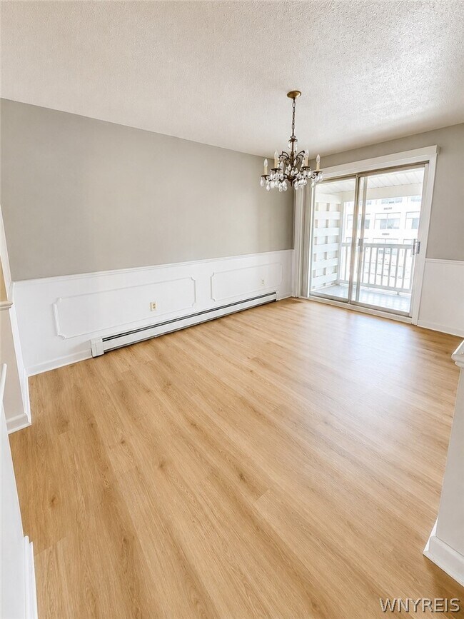 Foto del edificio - 6321 W Quaker St