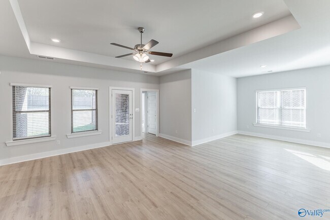 Building Photo - 6027 Margie Collins Dr SE