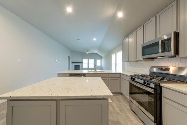 Building Photo - 5630 Silverleaf Oak Ln